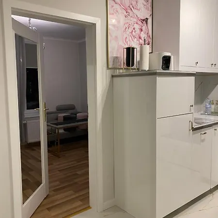 Glamour Przy Plazy, Z Parkingiem Prywatnym Apartment *