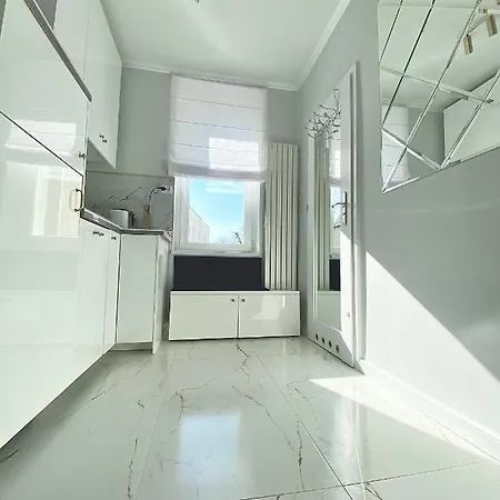 Glamour Przy Plazy, Z Parkingiem Prywatnym Apartamento Sopot